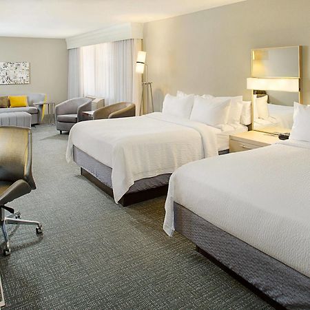 Courtyard By Marriott Sacramento Midtown Hotel Exterior photo